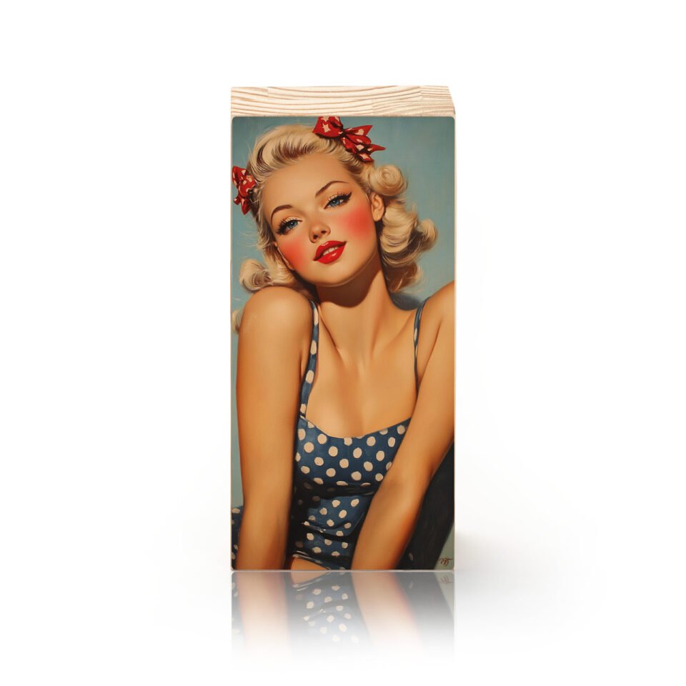 Totem Decorativo 'Charme Retrô - Musa dos Anos 50'