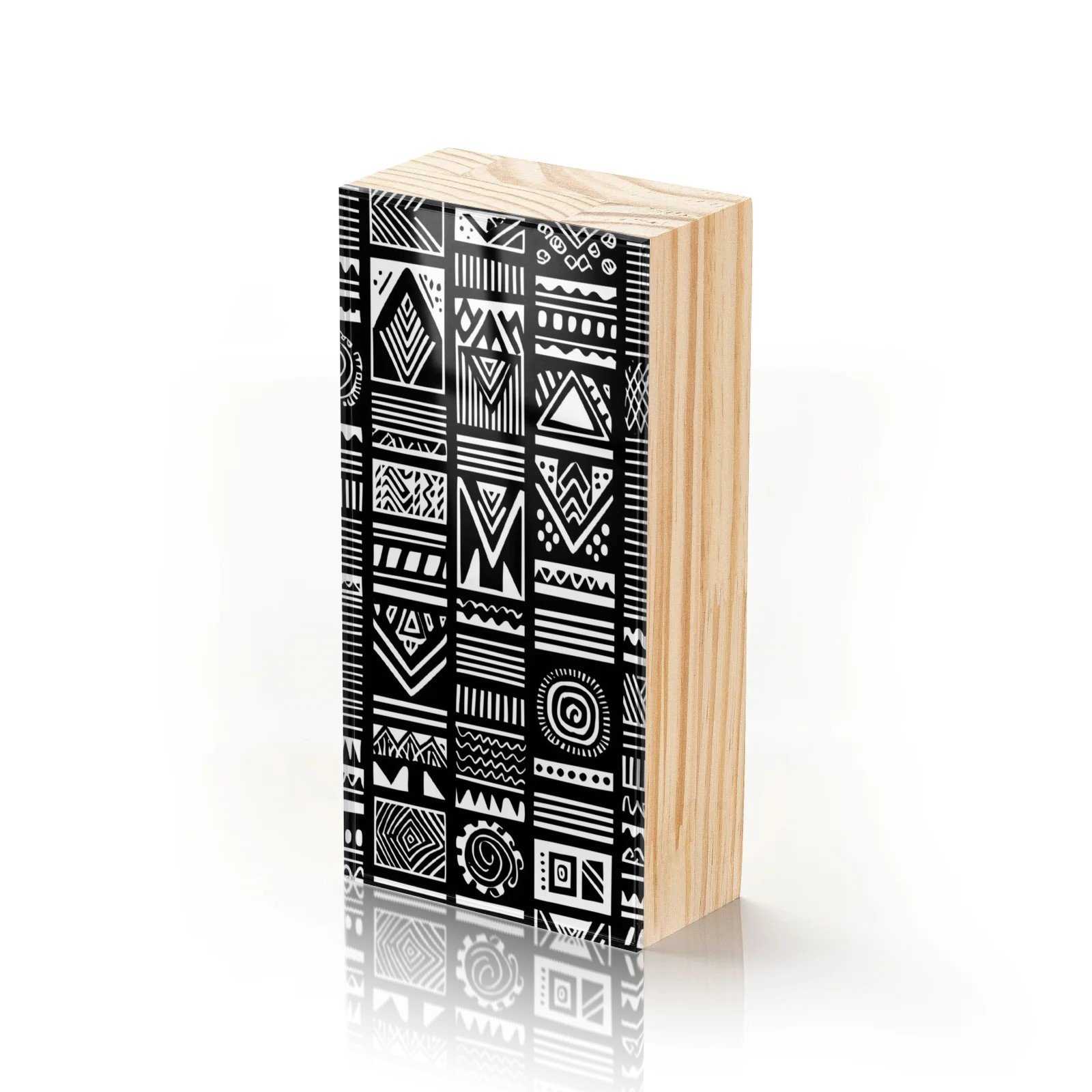 Totem Decorativo 'Código Tribal'