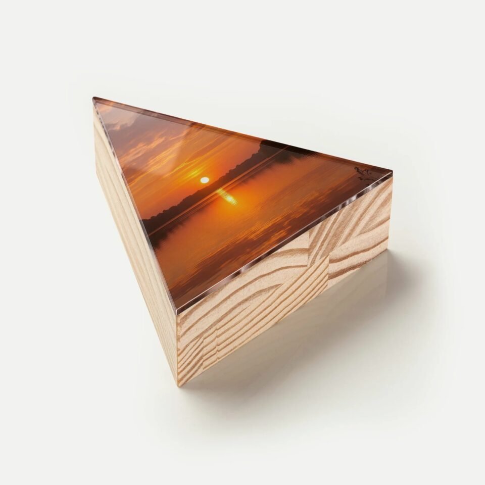 Totem Decorativo 'Horizonte Dourado'