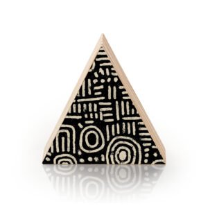 Totem Decorativo 'Raízes Ancestrais'