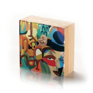 Totem Decorativo 'Riso Fragmentado'