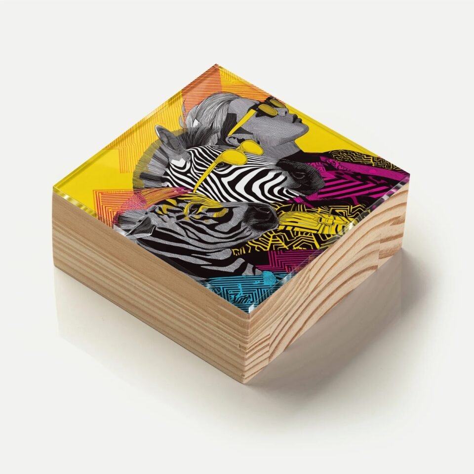 Totem Decorativo 'Tribo Futurista'