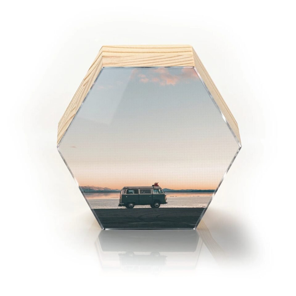 Totem Decorativo 'Horizonte em Movimento'
