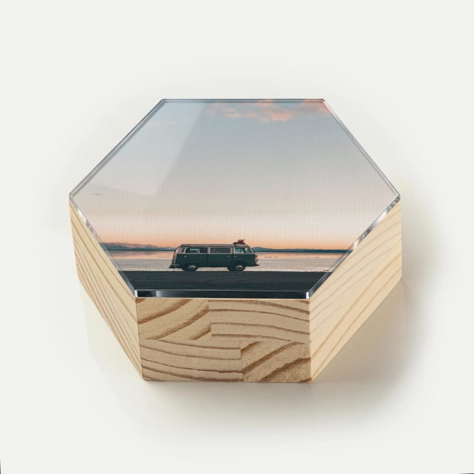 Totem Decorativo 'Horizonte em Movimento'