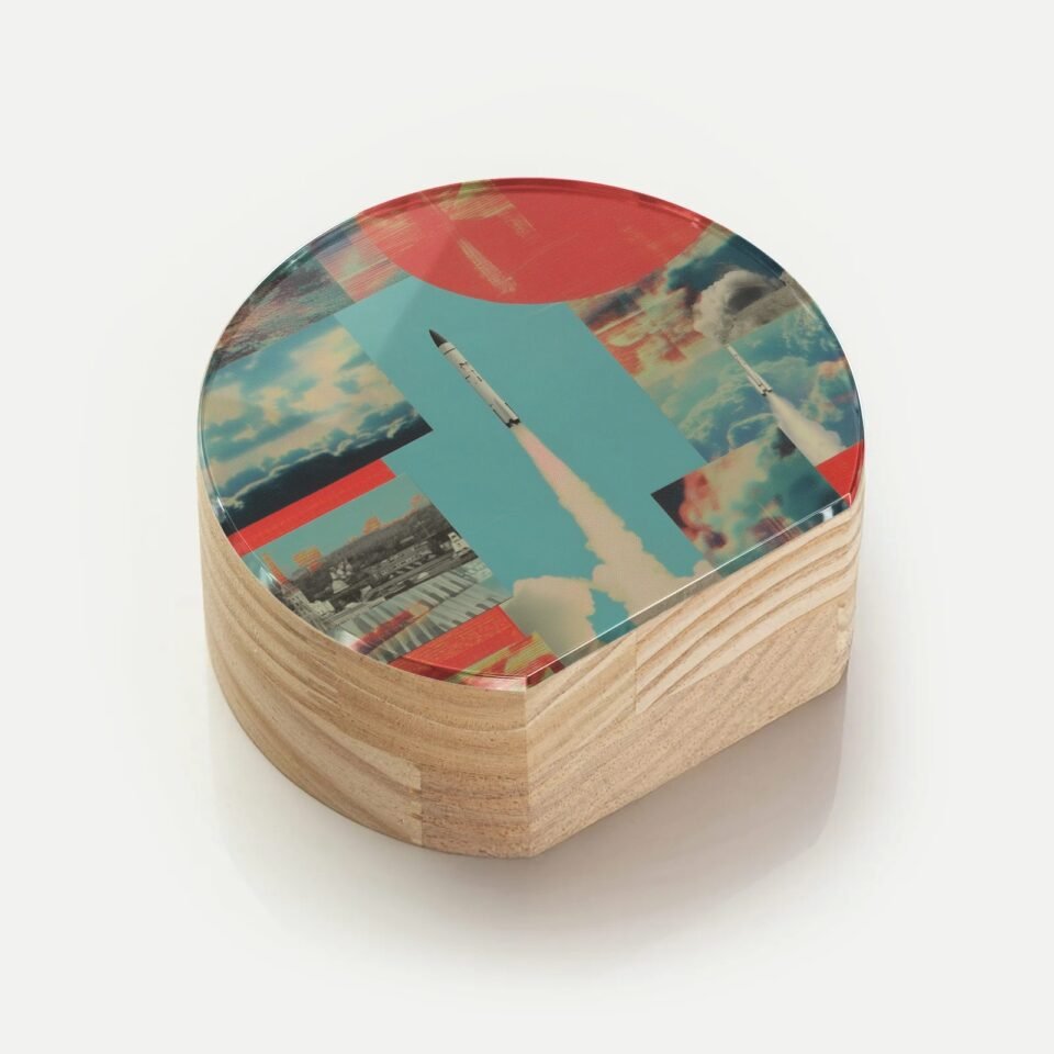 Totem Decorativo 'Horizonte em Ascensão'
