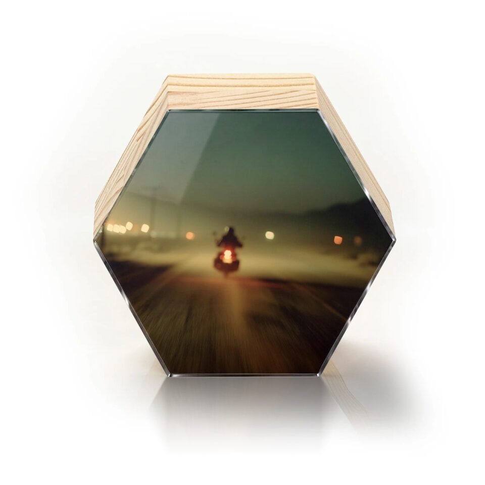 Totem Decorativo 'Sol de Fundo'