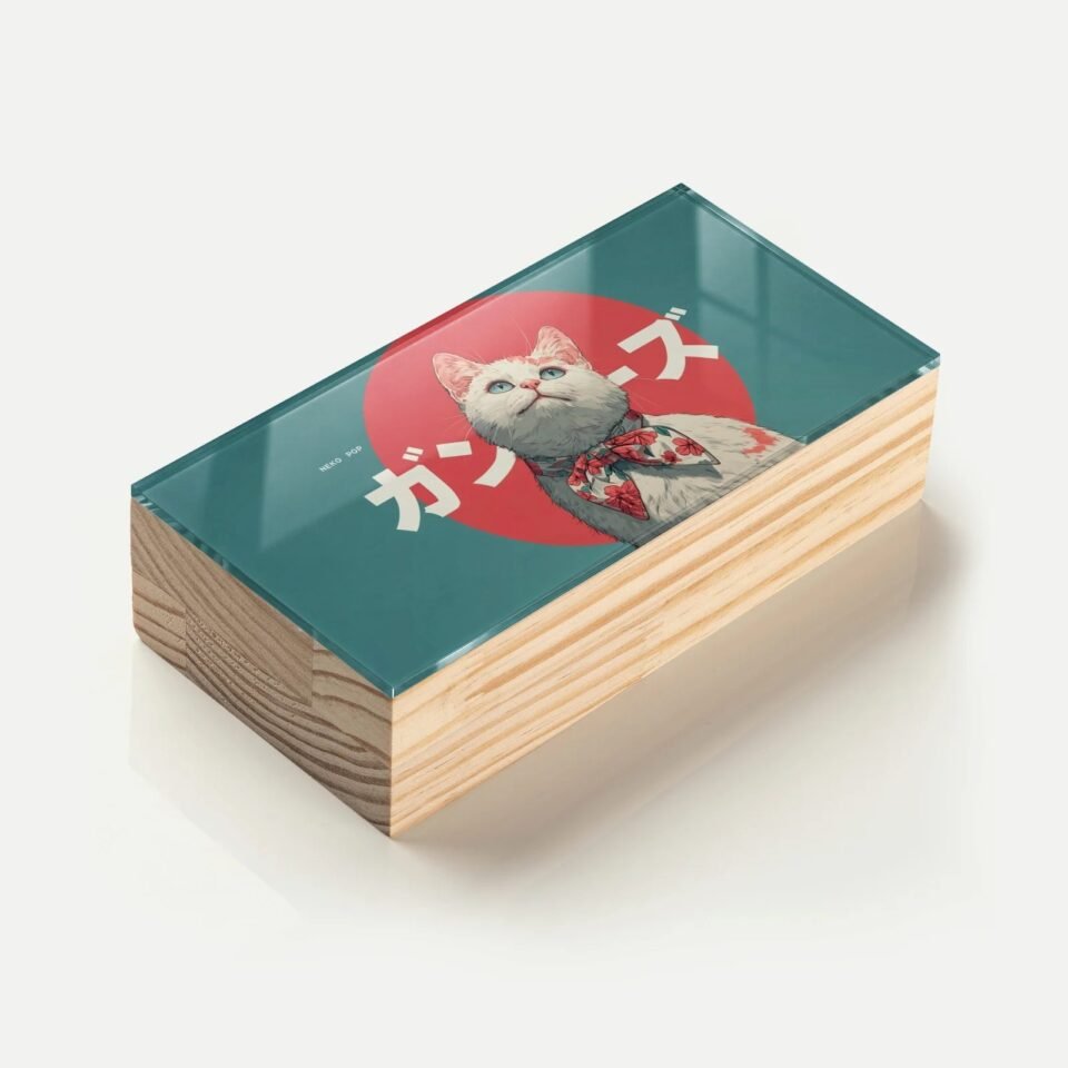 Totem Decorativo 'Neko Pop'