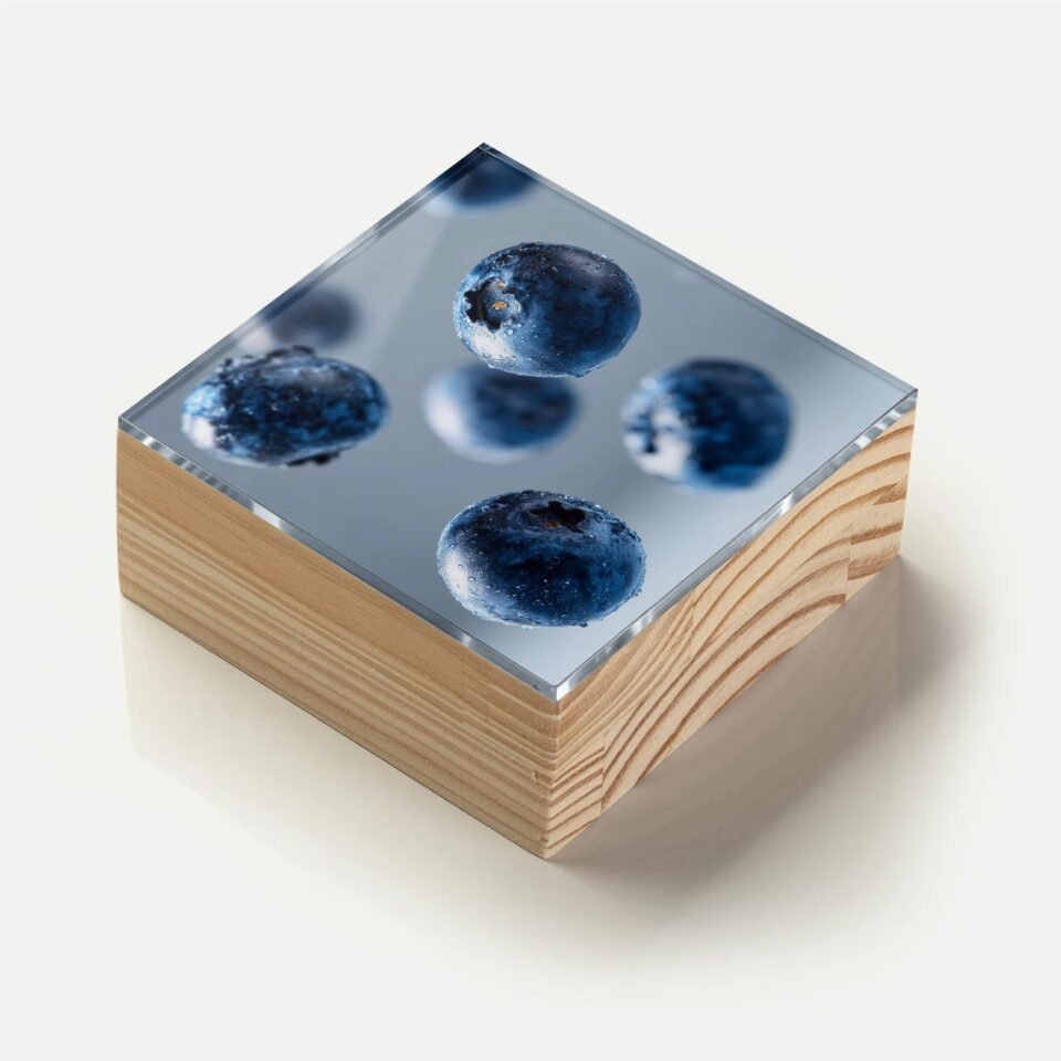 Totem Decorativo 'Blueberries em Suspensão'